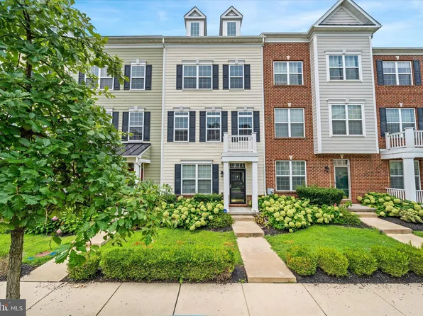 1143 Clemson St, Claymont, DE 19703