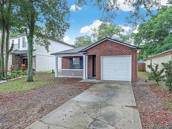 3rd image of 8119 Woods Ave