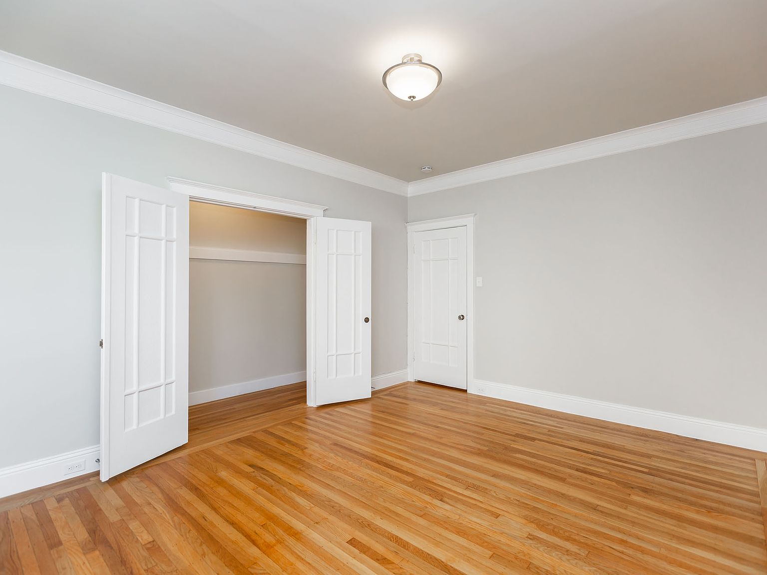 1610 Lombard St Unit 104 - Main Image