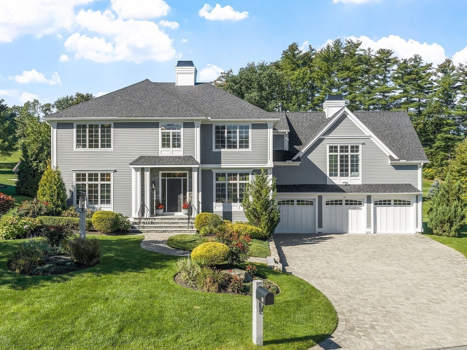 10 Trevino Cir — Andover Country Club
