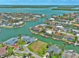 225 Geranium Ct, Marco Island, FL 34145