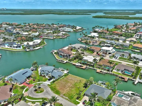 225 Geranium CT, MARCO ISLAND, FL 34145