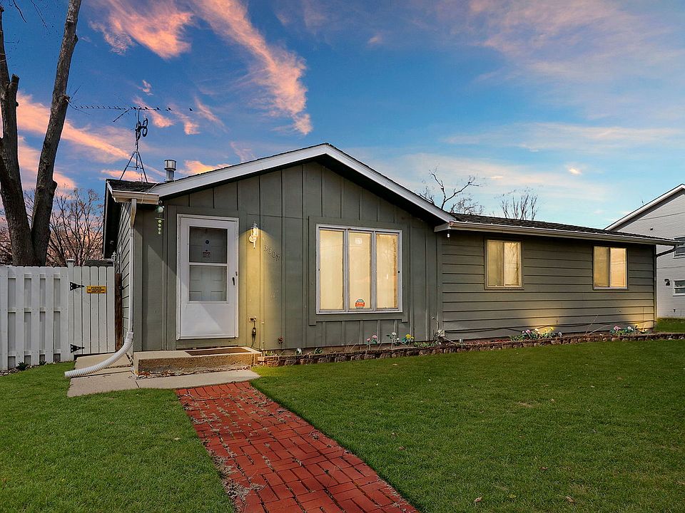 3307 Eastway Dr, Island Lake, IL 60042 Zillow