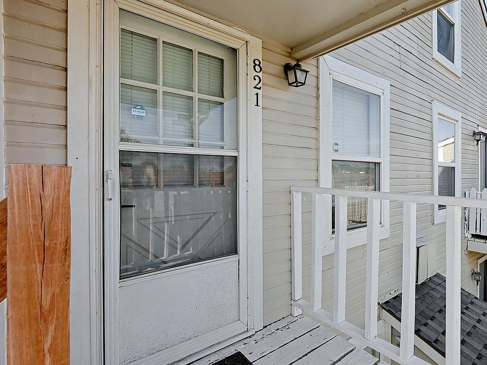 1st image of 1717 S Cypress St APT 821