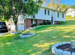 2845 Smoketown Rd, Lewisburg, PA 17837