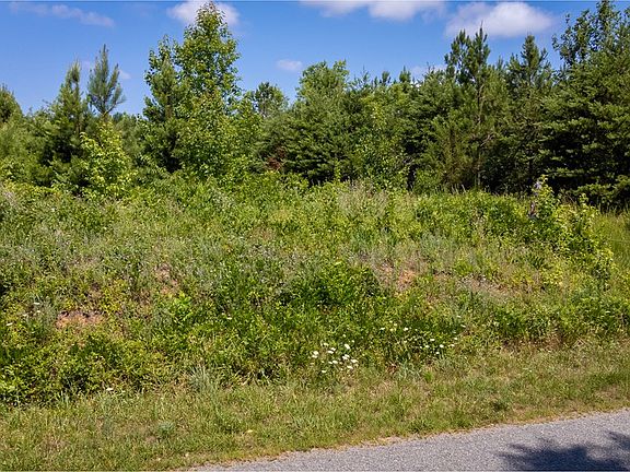 3rd image of 2020 Beales Ln