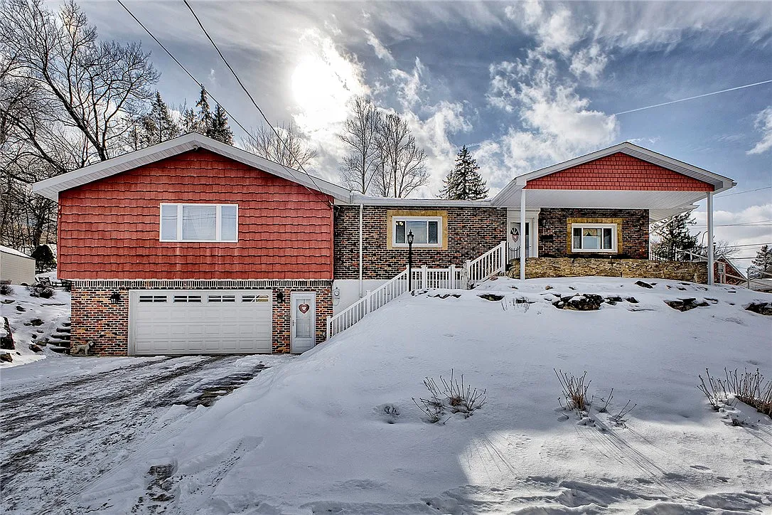 401 Mary St photo 1