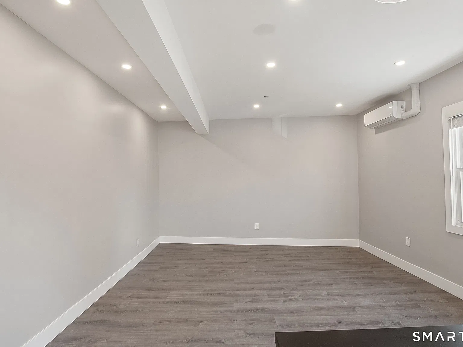 2 bed, 1.0 bath, 2150 sqft, $3,000 — Photo 3