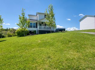 226 Hallock Dr, Abingdon, VA 24210