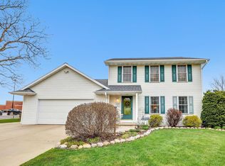 1188 Swan Rd, De Pere, WI 54115