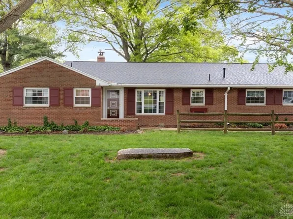 200 Enfield Rd, Dayton, OH 45459