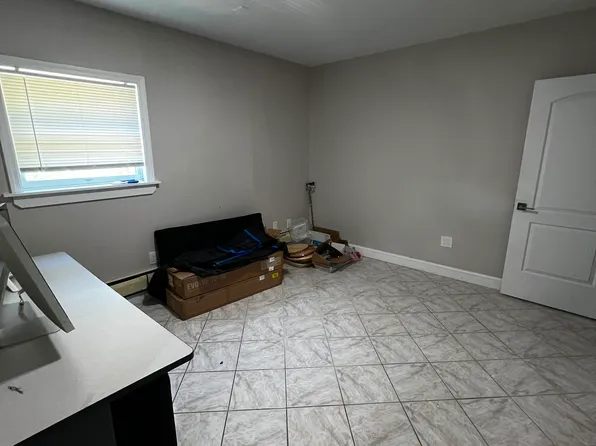 (undisclosed Address), Yonkers, NY 10703