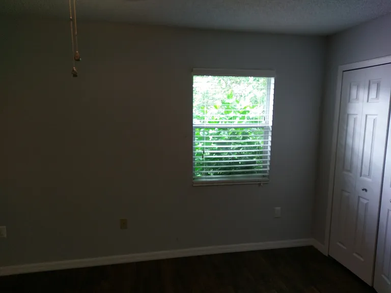 1432 New Abbey Ave — Photo 14