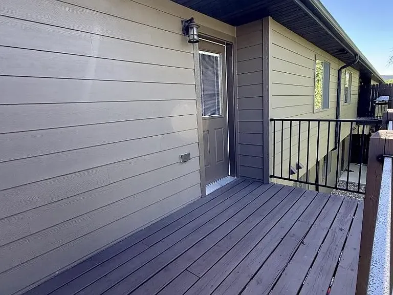 1104 Ballpark — Photo 3