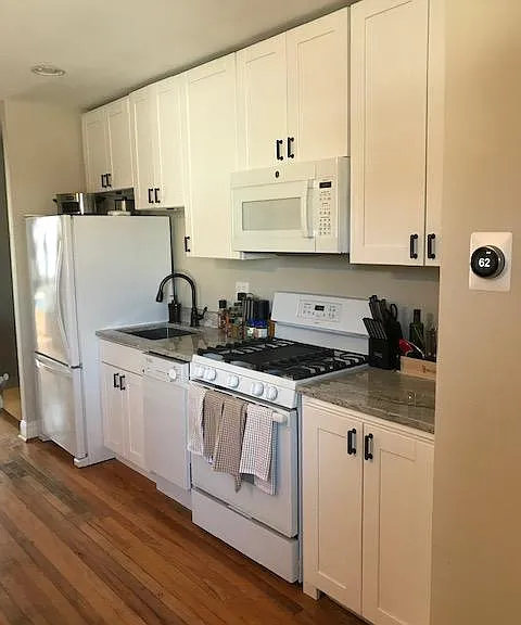 836 19th St NE #B — Photo 12