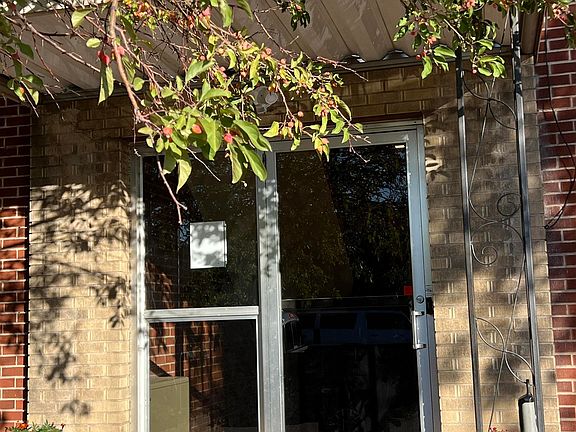 2nd image of 306 E 18th St #307