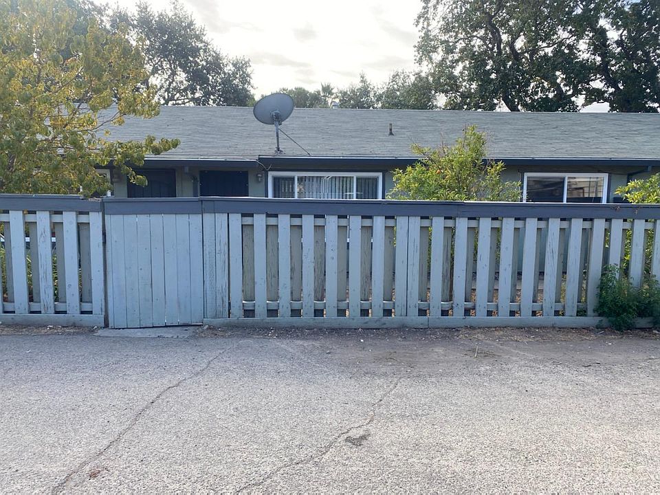 1st image of 19277 Hickory St