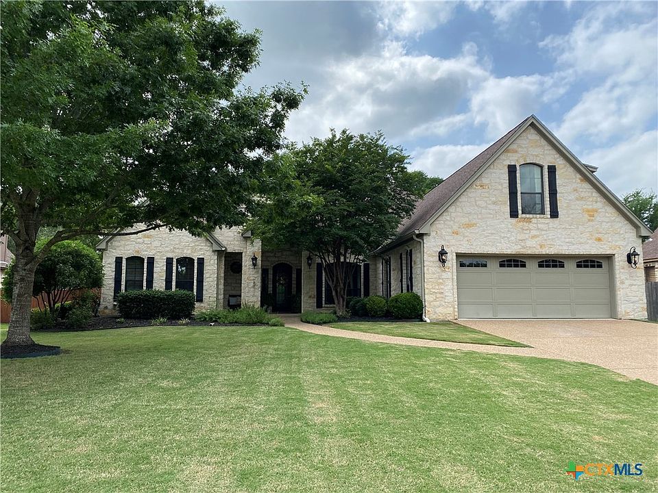 1st image of 6110 Wooded Creek Cv