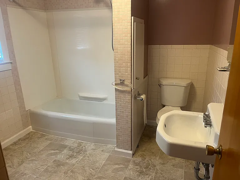 109 Cooper Ave #2 — Photo 15