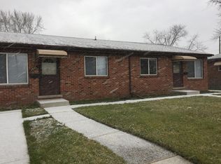 1935 Goddard St, Wyandotte, MI 48192