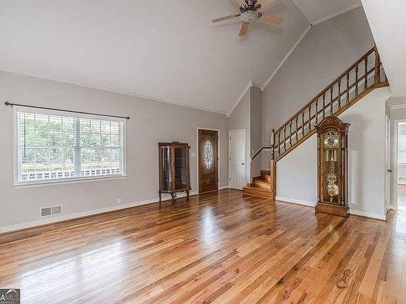 4th image of 55 Ted Donath Rd NE
