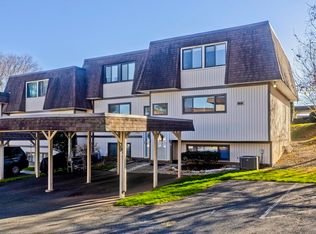 39 Shad Row #39, Suffield, CT 06078