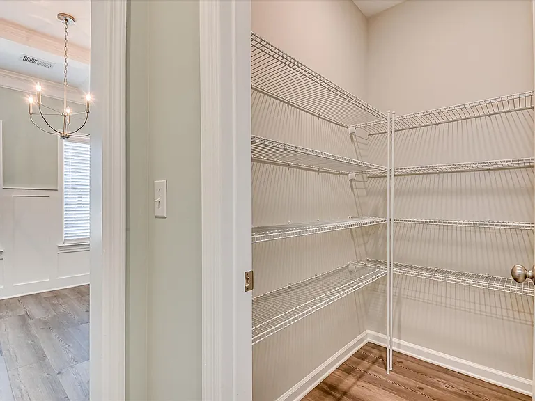 705 Navan Ln — Photo 21