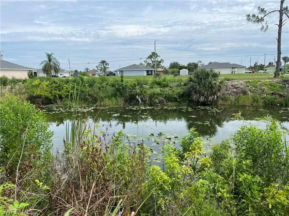 1021 NE 44th St, Cape Coral, FL 33909