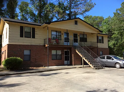 824 S Main St Photo 1