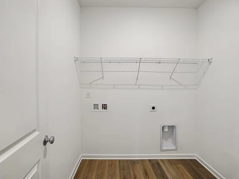 7608 Nightingale Ct — Photo 16