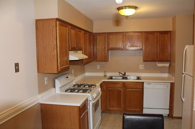 2nd image of 19330 S Wolf Rd APT 12
