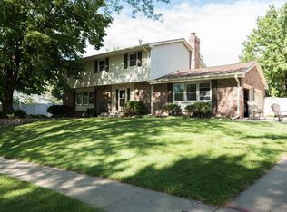 7020 N Hampton Rd, Lincoln, NE 68506