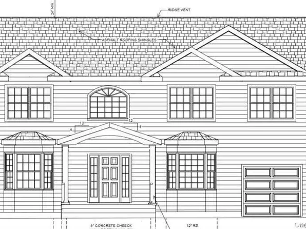 15 Piper Place, Old Bethpage, NY 11804
