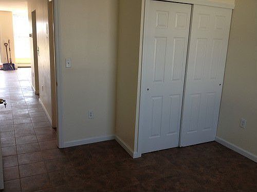 3rd image of 4310 Rockaway Beach Blvd