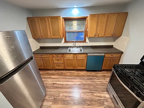 3846 S Park Ave #4 Photo 1