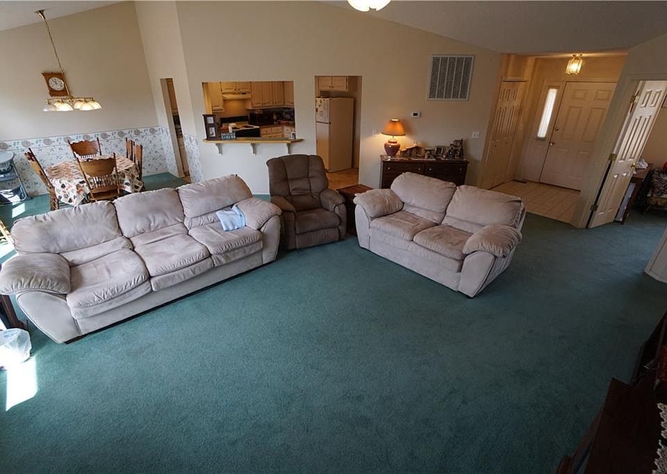 1st image of 16 Cambria Ln