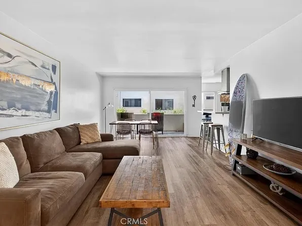 8710 Delgany Ave Unit 8, Playa Del Rey, CA 90293