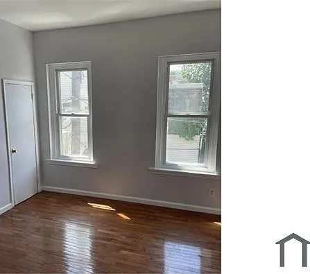 709 Tree St — Photo 8