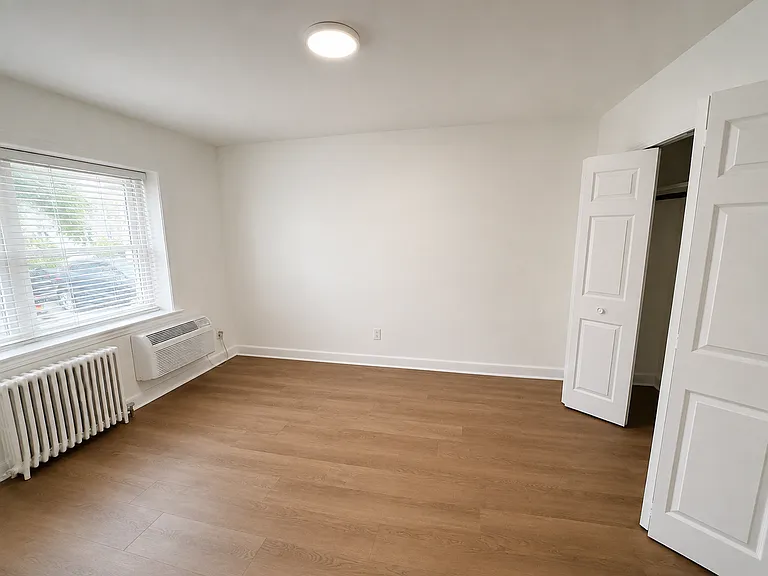 7036 Strathmore St #109 — Photo 11