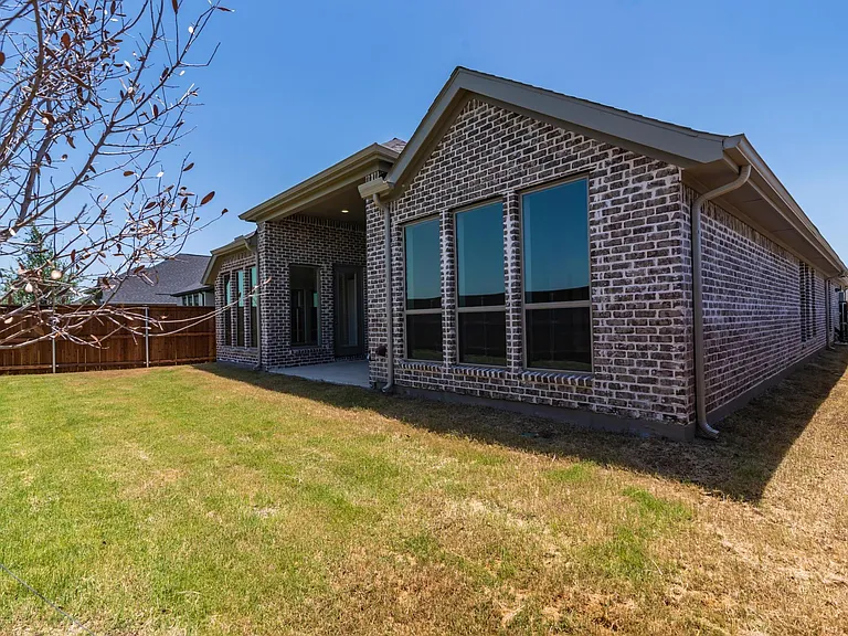 2933 Saltwood Ct — Photo 29