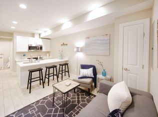 1015 E St SE #4, Washington, DC 20003