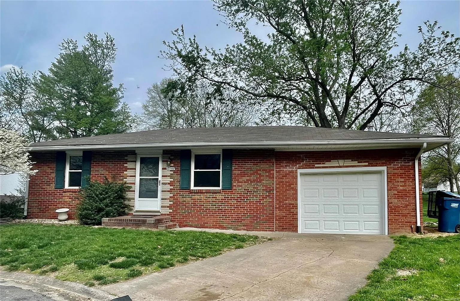 5601 Barbara Ct photo 1