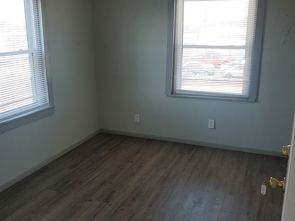 2nd image of 715 W Ave E #17