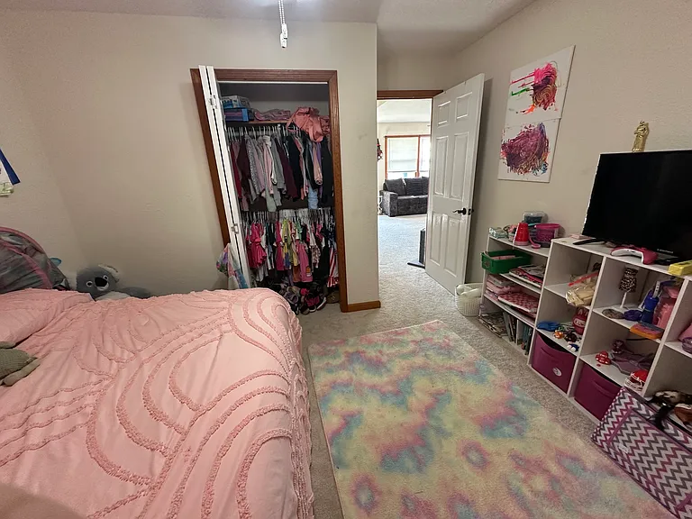 34 Cedar St — Photo 8