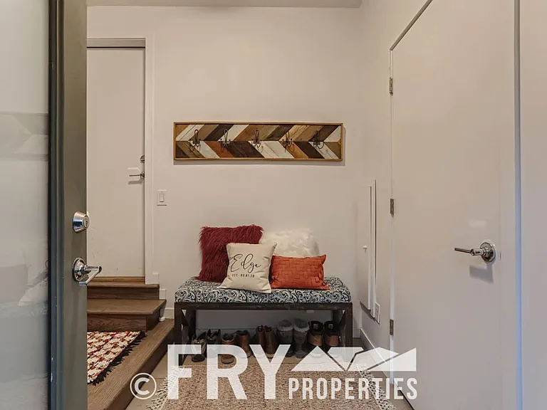 3119 W 18th Ave — Photo 4