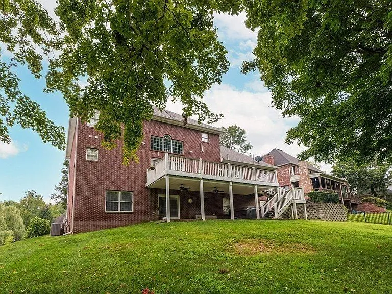 5012 Wolfpen Woods Dr — Photo 36