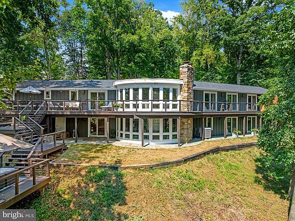 4th image of 778 Bon Haven Dr