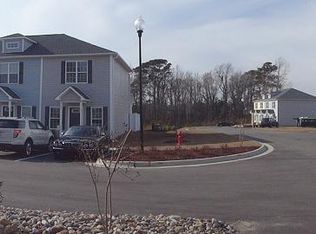 215 Toucan Way #5C, Hubert, NC 28539