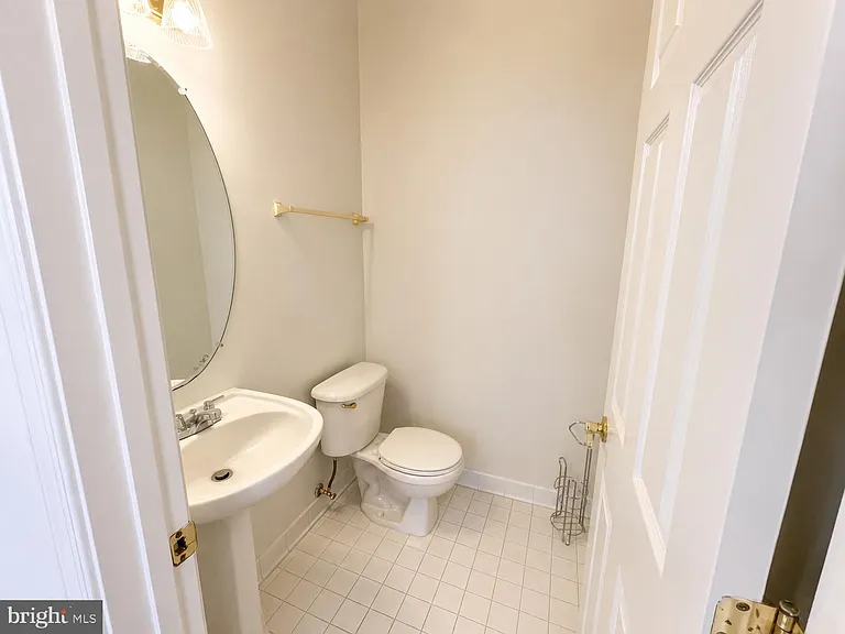 8646 Royal Worcester Ln — Photo 14