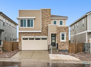 9124 Hayden Peak Street, Englewood, CO 80112